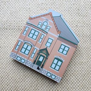 Cats Meow Village Old Portsmouth Police Station New Hampshire Limited Edition